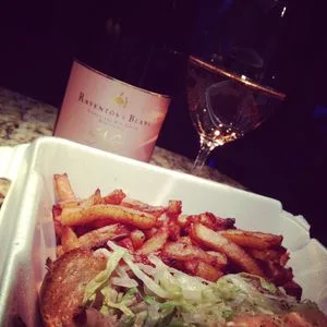 Raventos i Blanc De Nit 2011_food